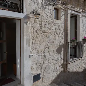 La Lanterna Modica